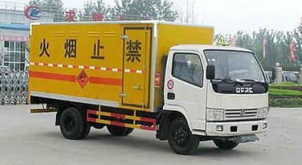 危险品运输车能否运输普通货物？——兼论道路运输专业化管理的法律与安全边界